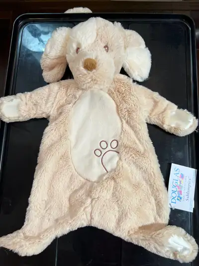 There’ll be no need to count sheep when Baby is snuggled up with our cuddly plush Sshlumpie! The sof...