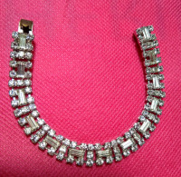 Rhinestone bracelet vintage with baguettes and solitaire stones