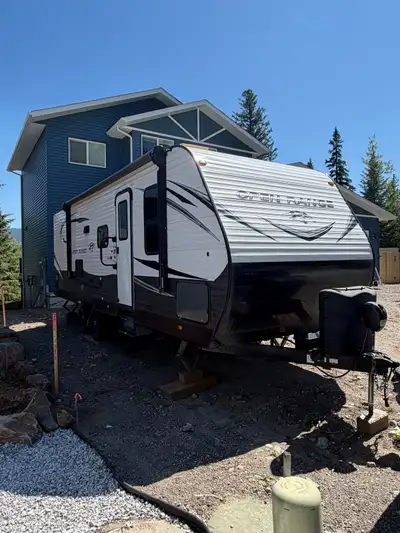 2021 Highland Ridge Open Range 2021 Highland Ridge Open Range 26BHS for sale. Selling as we are look...