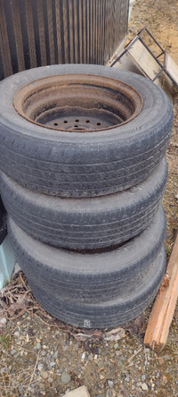 pneu avec rim 195 65 r 15