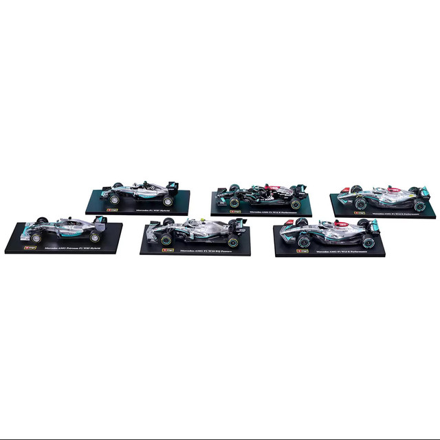 Bburago 1:43 Scale Highly Detailed Formula One Cars - 6 Pack in Arts & Collectibles in Mississauga / Peel Region - Image 3