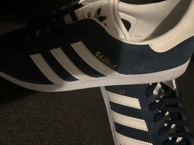 Men’s 10.5 Adidas Gazelles in Men's Shoes in Kitchener / Waterloo - Image 3