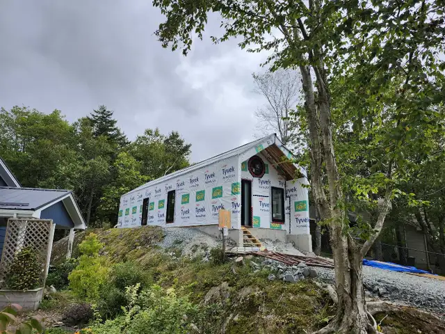 Carpenter for hire64396543757058121