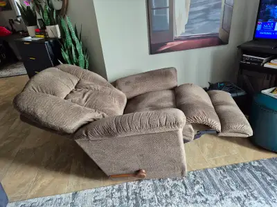 Lazy Boy Rocker Recliner, View more