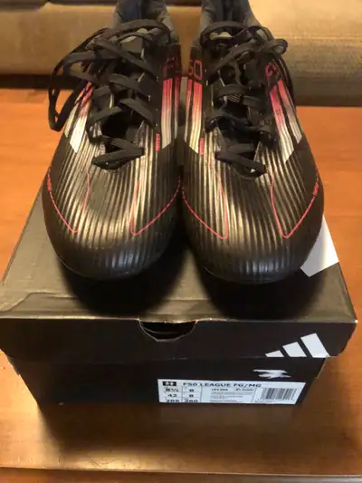 Soulier Soccer Adidas F50 League MG Noir - Youth 8.5, View more