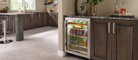 fridge Sub Zero beverage center, New, 24", undercounter,