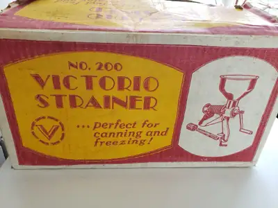 PASSOIRE VICTORIO POUR CONSERVES  **EXCELLENT ACHAT!**, View more