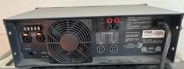 Crown CE2000 Power amplifier in VG condition in Pro Audio & Recording Equipment in London - Image 6