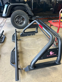 Jeep Gladiator Running Boards and Back Rack