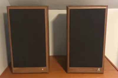 Acoustic Research Model 28B Speakers., View more