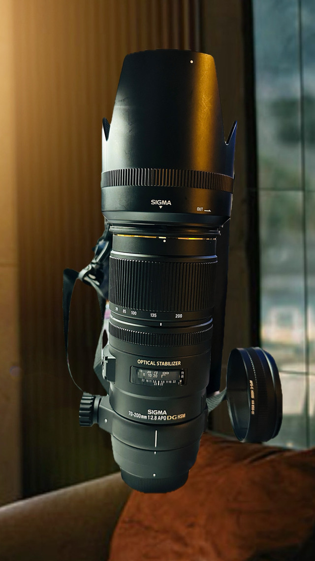  Sale: Sigma - Nikon 70-200mm Lens 2.8 F Barely Used, Like New!  in Cameras & Camcorders in Mississauga / Peel Region