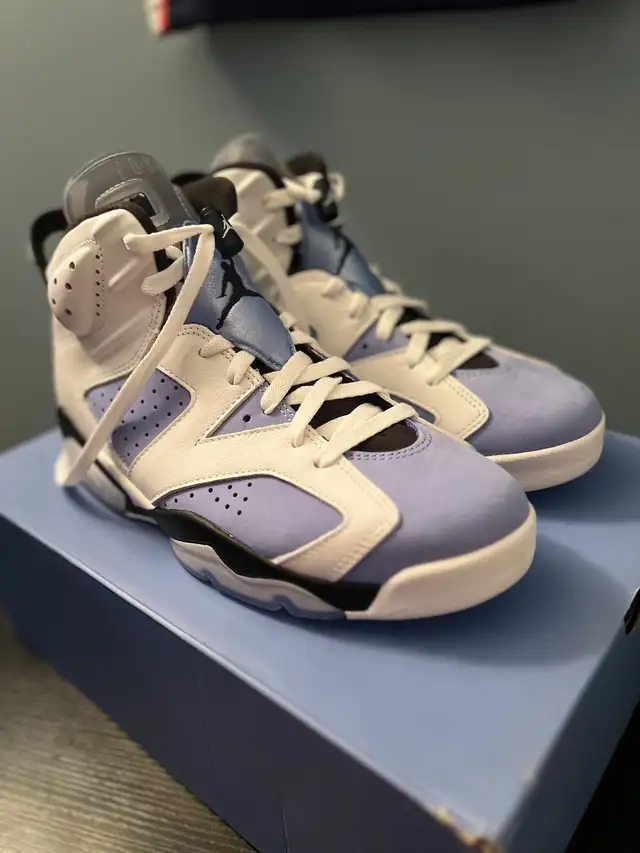 Jordan 6 UNC Size 9.5 in Men's Shoes in Cambridge - Image 4