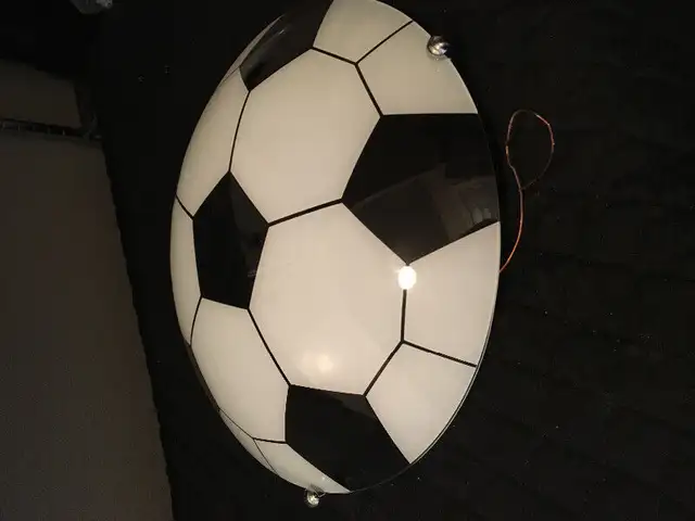 Soccer Light fixture in Indoor Lighting & Fans in Sudbury - Image 2