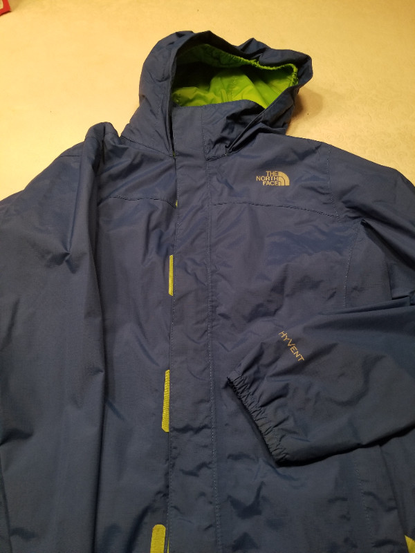 Manteau north face garcon dans Enfants et jeunesse  à Longueuil/Rive Sud - Image 4