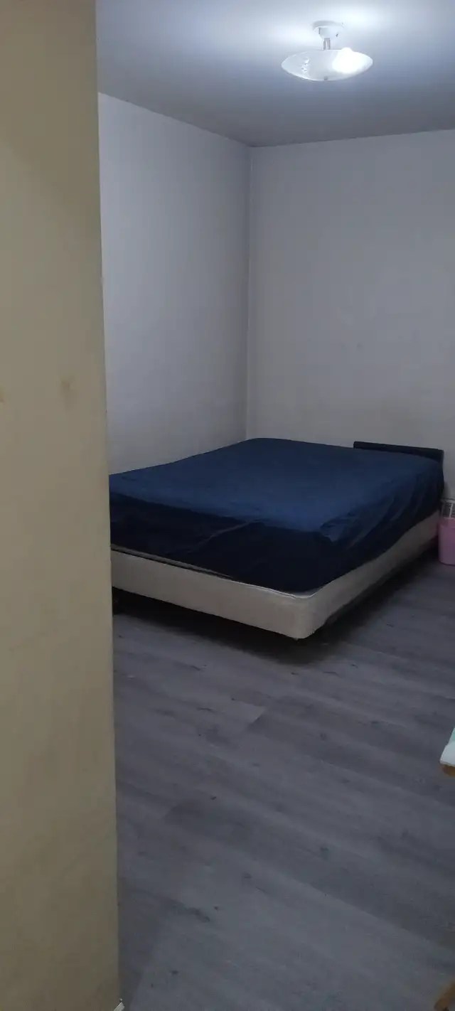 700-Room for Rent  Female occupied & Preferred