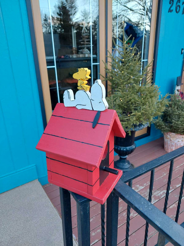 Snoopy and Woodstock birdhouse  in Outdoor Décor in Dartmouth