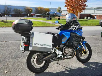 This pre-owned 2012 Yamaha Super Tenere 1200 is a powerhouse adventure motorcycle, featuring a robus...