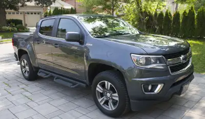 Hello. A 2016 Chevy Colorado LT Duramax Diesel for sale. I am the original owner. Bought in nov 2016...