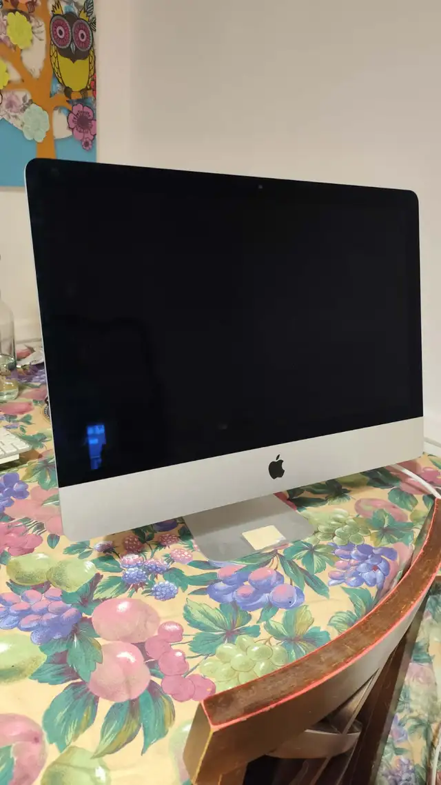 iMac (21,5" fin 2015) / iMac (21.5" late 2015) Prix Négociable in Desktop Computers in City of Montréal - Image 2