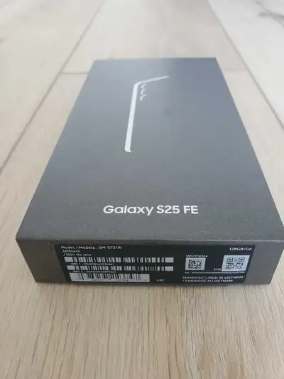 Samsung Galaxy S25 FE, View more
