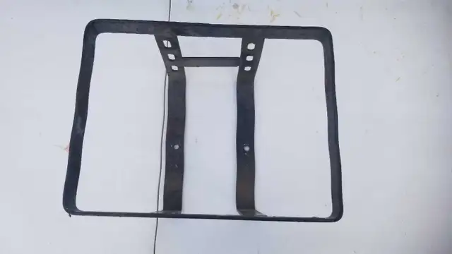 Motorcycle gas can Carrier in Motorcycle Parts & Accessories in Edmonton - Image 3