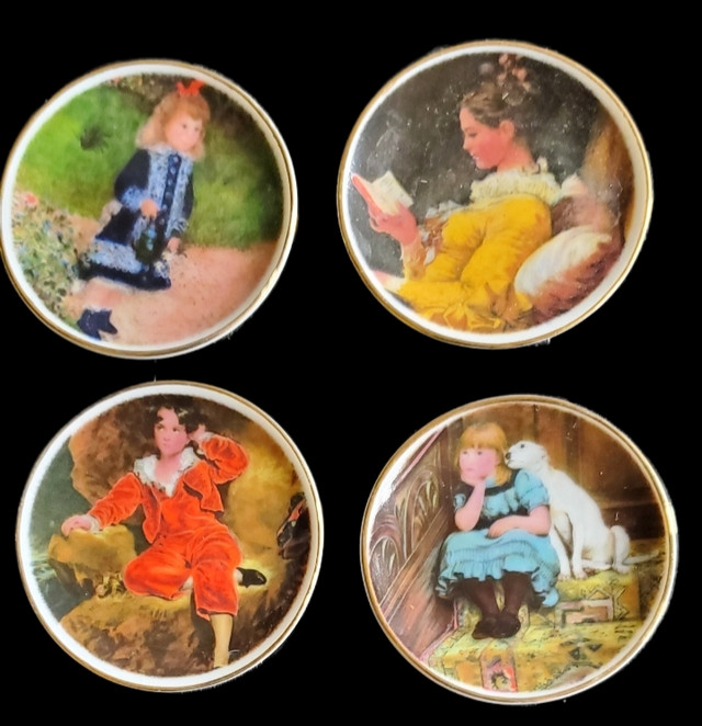 4 Vintage Miniature Porcelain Renaissance Painted Plates in Arts & Collectibles in City of Toronto