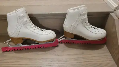 Women's skates - white leather boot, View more