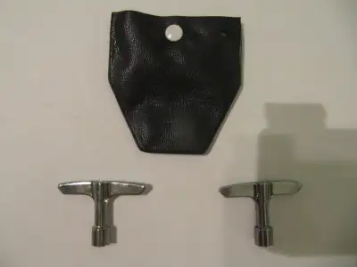 Vintage Pearl Nickel Snare Drum Tuning Tightening Keys WithPouch, View more