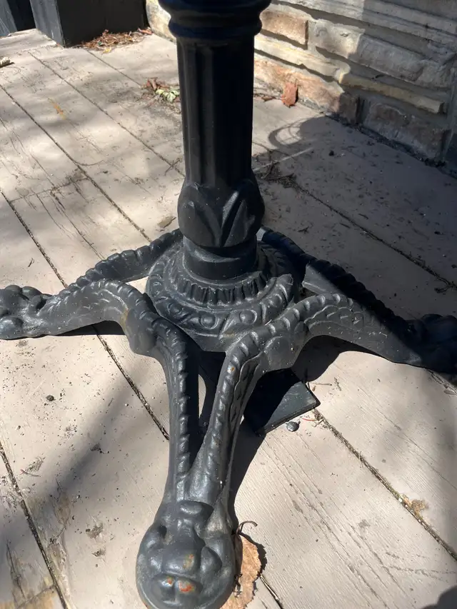 Outdoor Cast Iron Base and Concrete Top Table Approx 31 inches h in Patio & Garden Furniture in Oshawa / Durham Region - Image 3