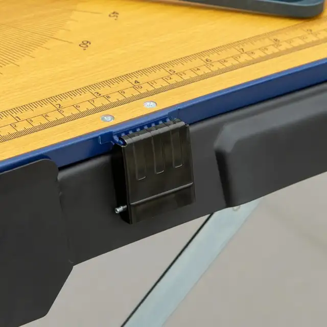 in 1 Portable Workbench, Folding Work Table in Tool Storage & Benches in Markham / York Region - Image 10