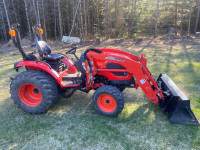 Mint 2019 Kioti Ck2610 Tractor with Low hours 
