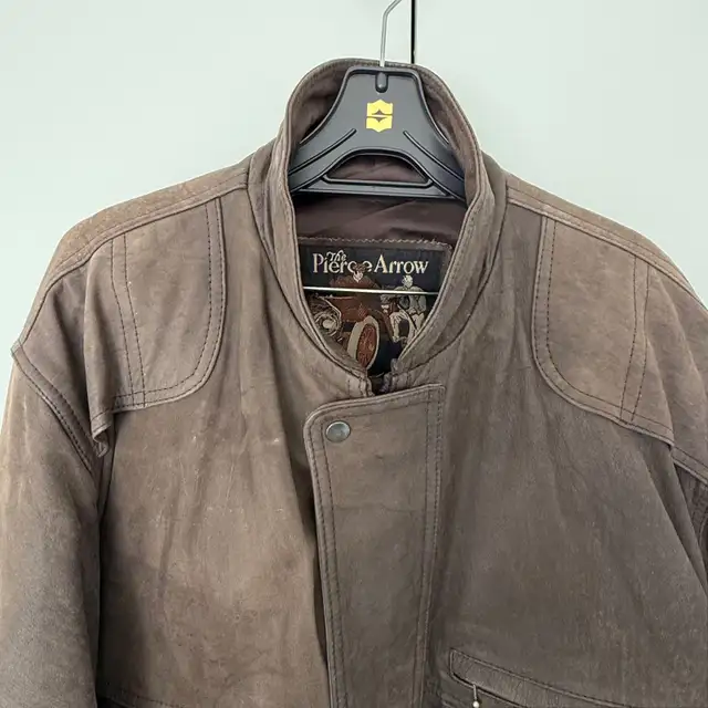 New Danier Mens Suede Jacket in Men's in City of Toronto - Image 4