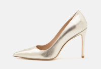 Stuart Weitzman Metallic Gold 100 Heels - 8.5M