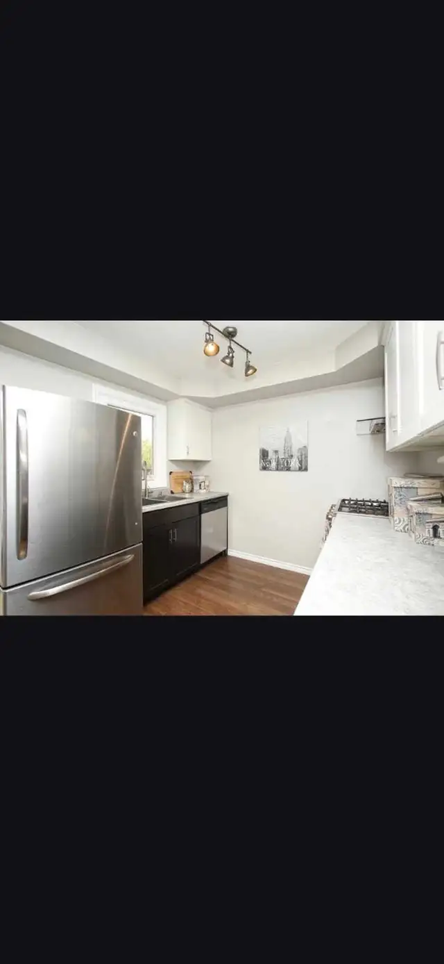 House for rent Whitby  in Long Term Rentals in Oshawa / Durham Region - Image 9