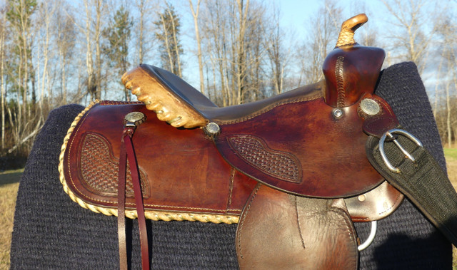 Selle Western Claude David. dans Accessoires pour bétails et chevaux  à Lanaudière - Image 2