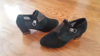 women dress shoes, View more