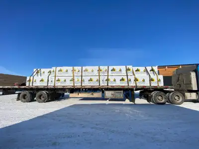 Professional driver needed Long haul Flat decks work, border crossing, Alberta - Texas main line Min...