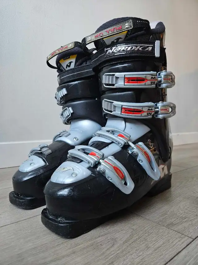 Nordica Ski Boots - Size 27.5