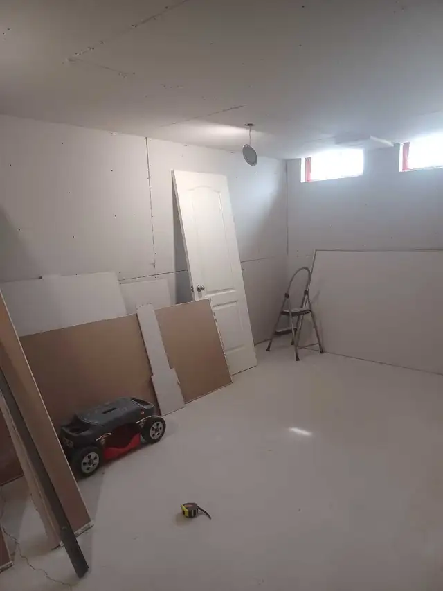 framer looking for work64840289257219124