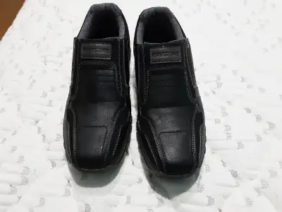 Chaussure pour homme Gr 11, View more