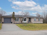 Brampton Detached Bungalow Home For Sale (Under $699K)