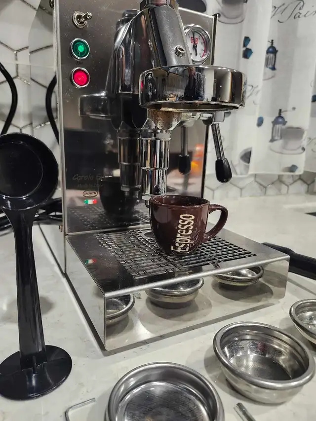 Quick Mill espresso in Coffee Makers in City of Montréal - Image 6