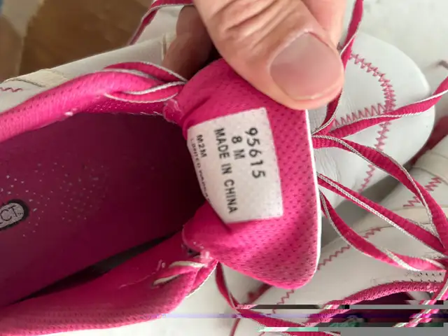 Women’s fj golf shoes size 8 in Golf in Guelph - Image 4
