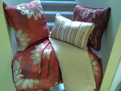 Comforter set, View more