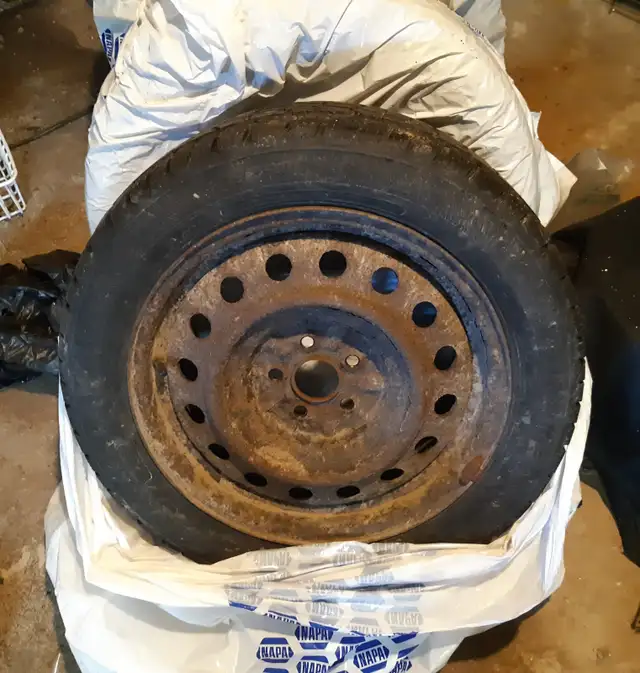 Four Hercules Avalanch X-treme Winter Tires on Rims in Tires & Rims in Bridgewater - Image 2