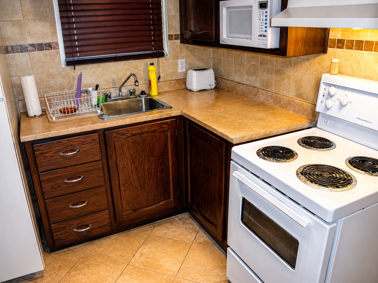Chomedey Bachelor for rent Oct 2026 (All Included) — photo 2