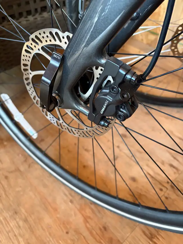 vélo cannondale  in Road in Québec City - Image 5