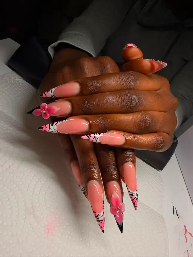 Nail Service on Promotion