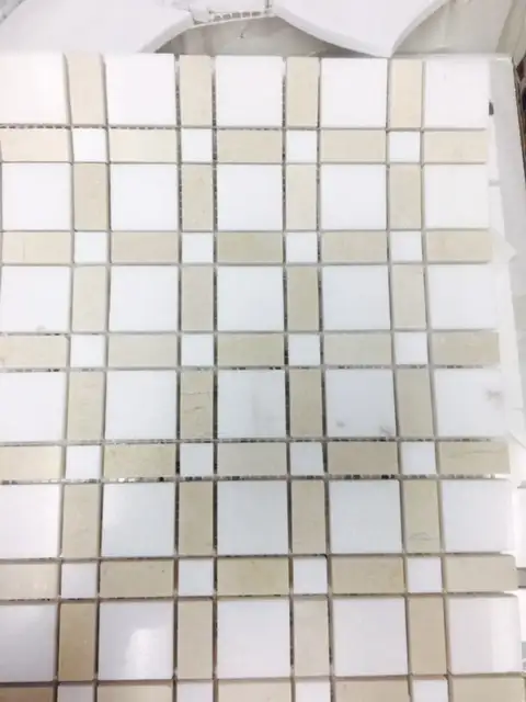 50% off Marble mosaic in Floors & Walls in Oakville / Halton Region - Image 8