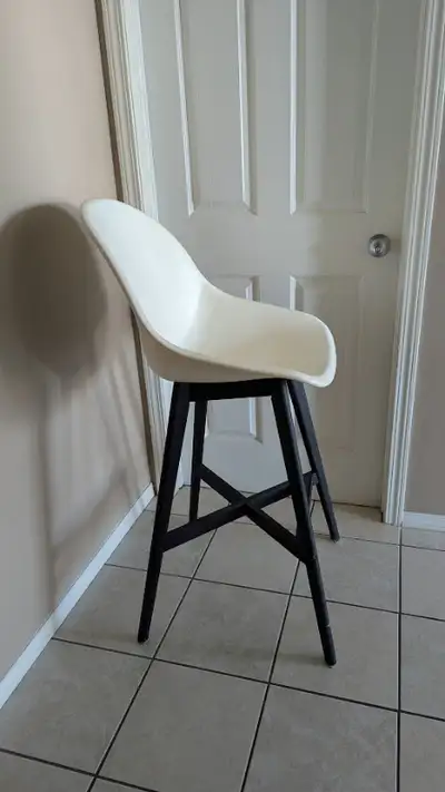 In great shape If the ad is up it is available